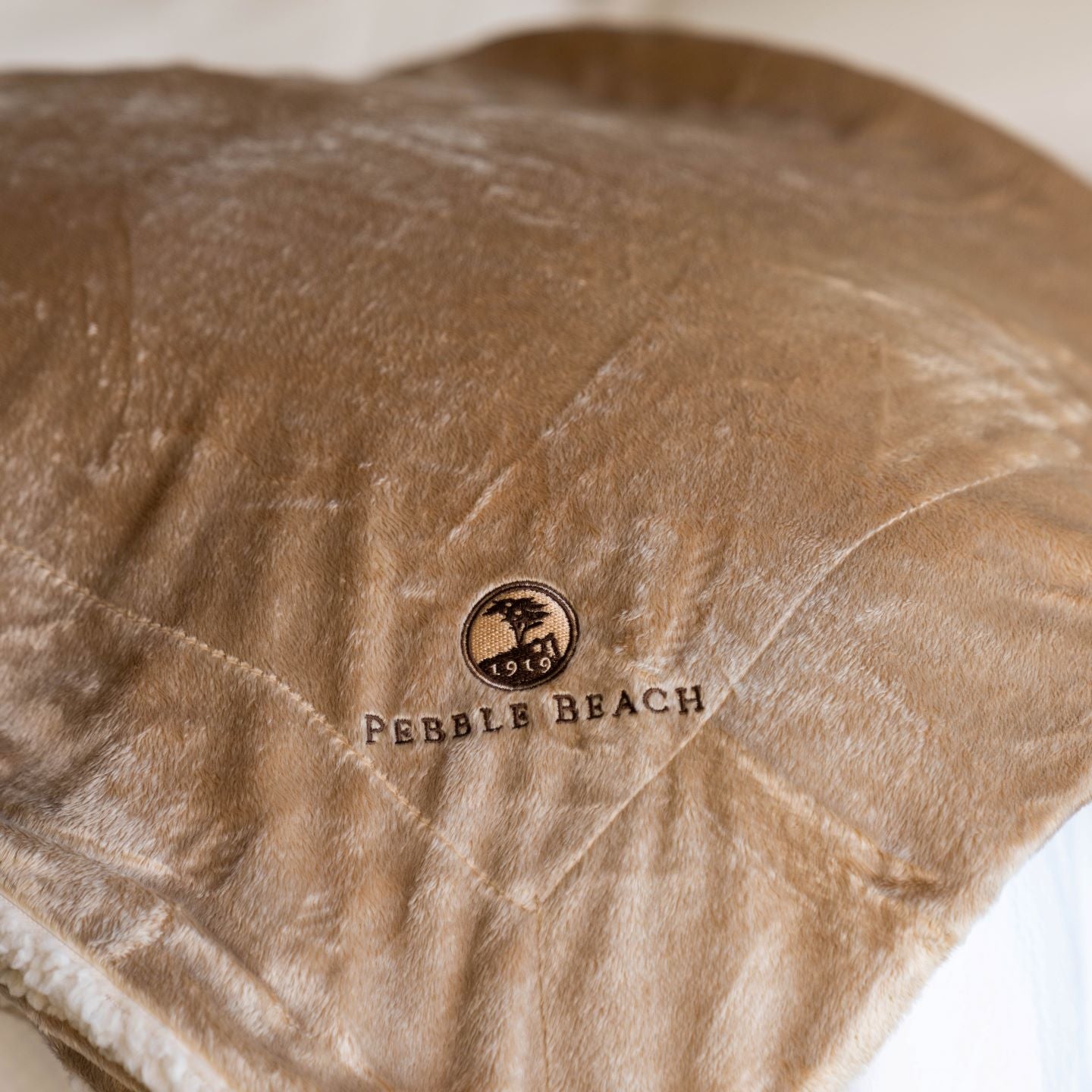 Pebble Beach Oversized Sherpa Throw Blanket