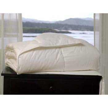 Pebble Beach Resorts LuxSoft Down Alternative Comforter- Queen Size
